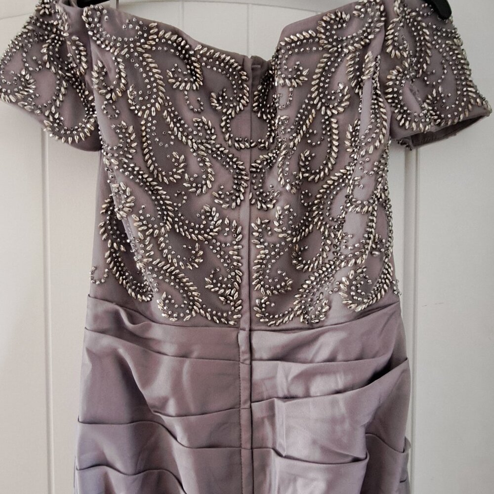 La Femme 25996 Silver Gray Beaded Off Shoulder Formal Gown Dress Sz 8 New NWOT